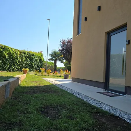 Oli 2 * Porec